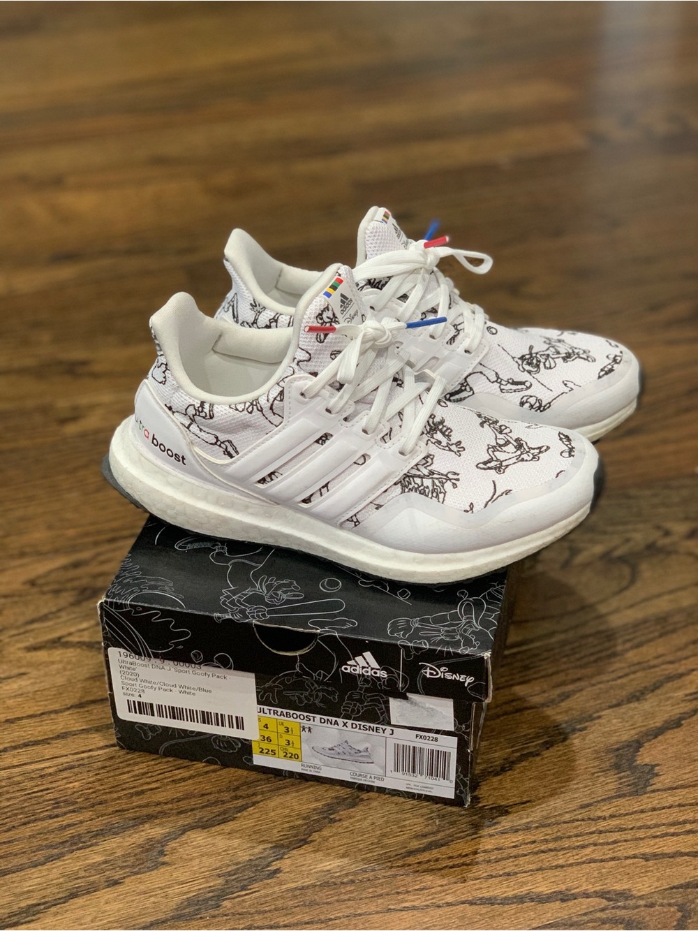 Like New Adidas Ultraboost DNA Sport Sneakers Goofy Pack White Junior Size 4